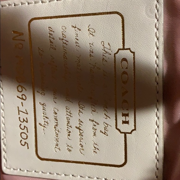 Beautiful Coach Cream Tote - Picture 4 of 8